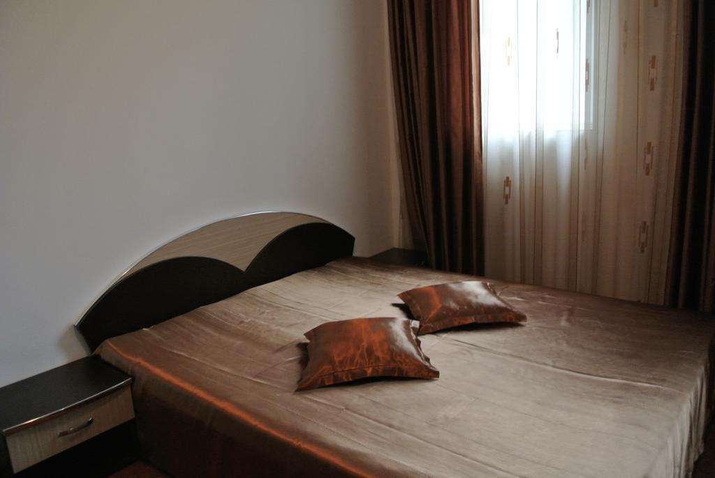 Pensiune Restaurant Piatra Craiului Dîmbovicioara المظهر الخارجي الصورة